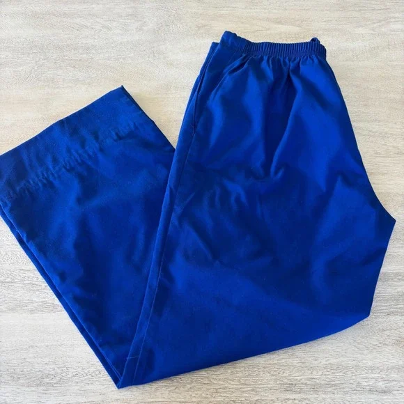 SB Scrubs Scrub Set Electric Blue Women's Small Top And Bottom - Picture 11 of 16